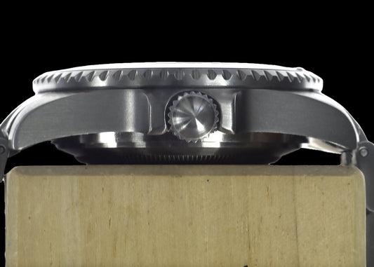 MWC 24 Jewel 1982 Pattern 300m Automatic Military Divers Watch with Sapphire Crystal on a Matching Stainless Steel Bracelet (Non Date Version)