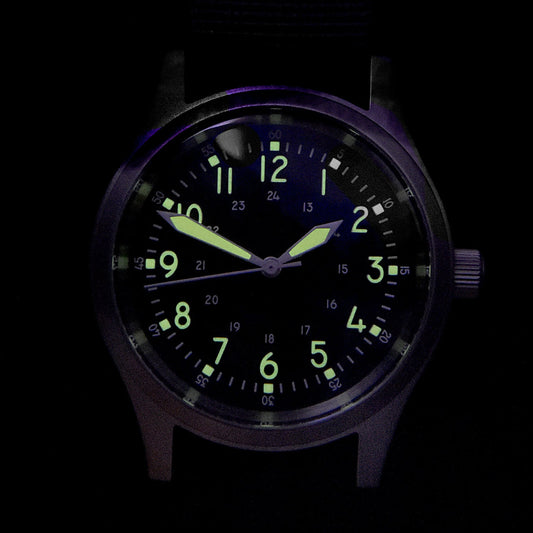 A-17 U.S 1950s Korean War Pattern Military Watch with Shatter and Scratch Resistant Box Sapphire Crystal