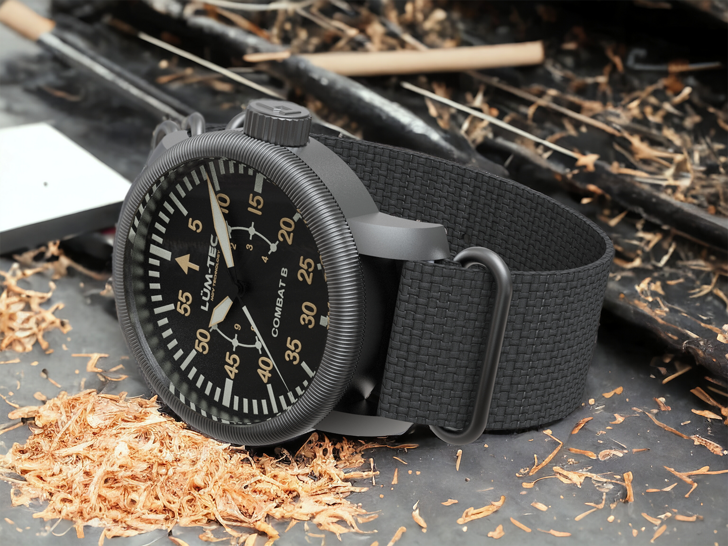 Combat B62 automatic 39mm