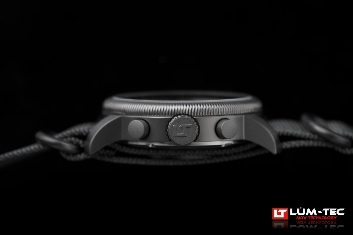 B65 Chronograph