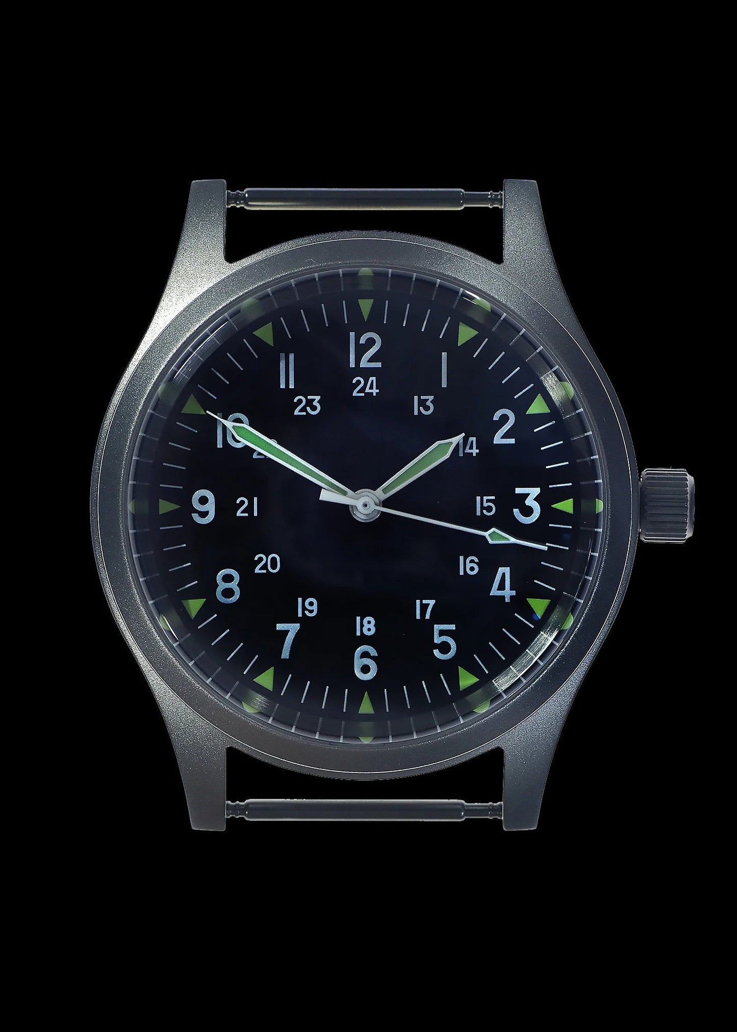 GG-W-113 U.S 1960s Pattern Military Watch with Shatter and Scratch Resistant Sapphire Box Crystal (automatic)