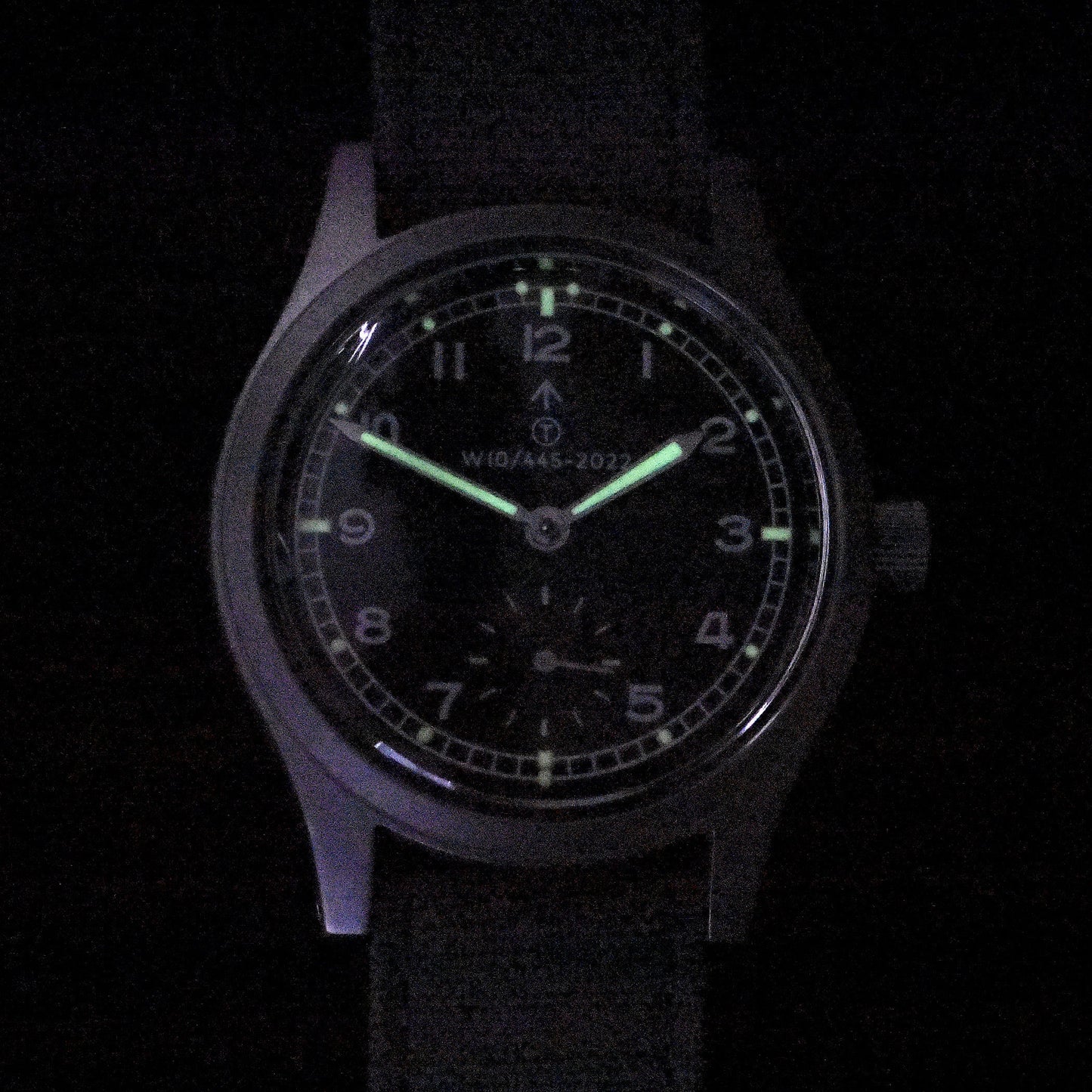 MWC 1940s/1950s "Dirty Dozen" Pattern General Service Watch with 24 Jewel Hand Winding Swiss SW216 Movement and Box Sapphire Crystal