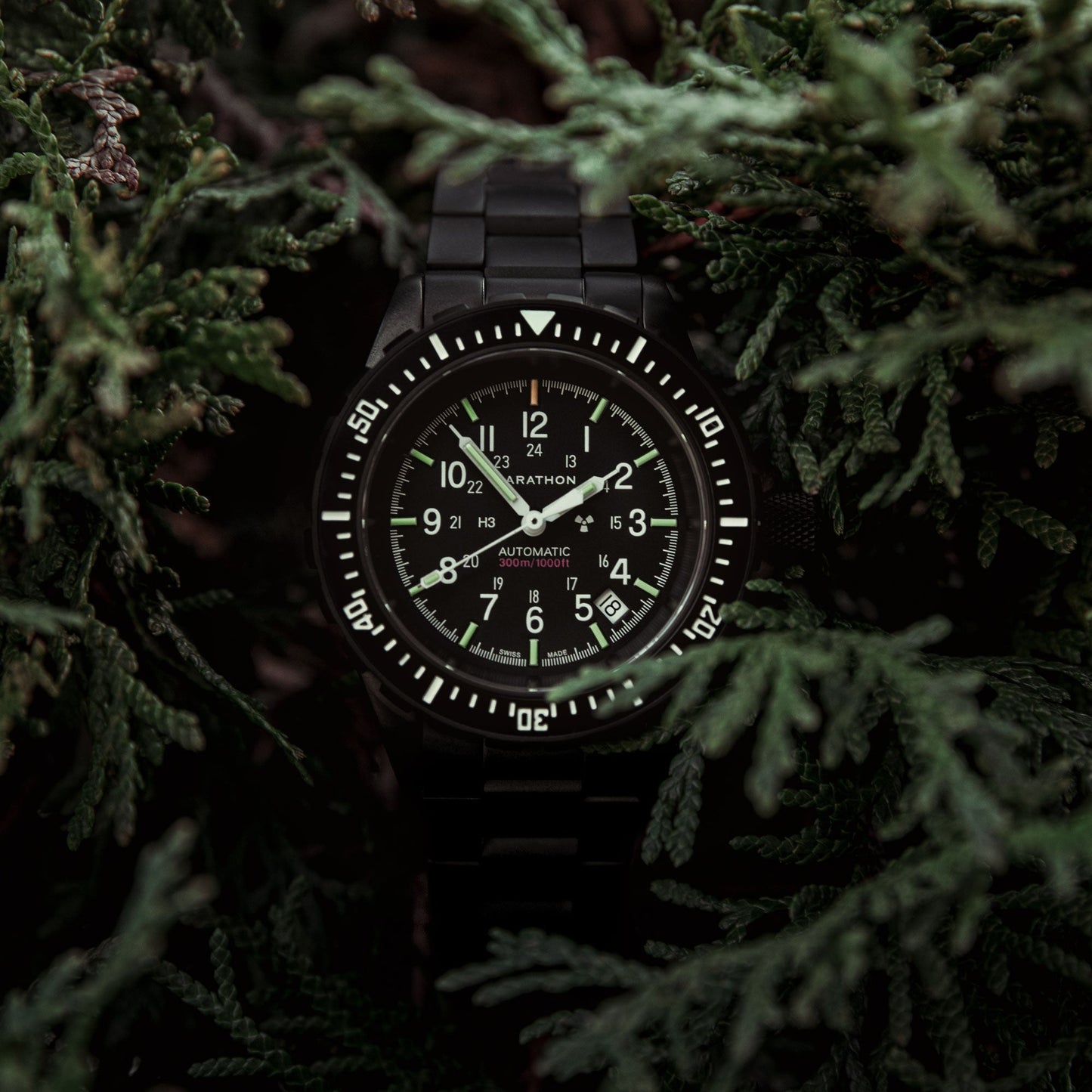 ANTHRACITE LARGE DIVER'S AUTOMATIC (GSAR) WITH STAINLESS STEEL BRACELET - 41MM
