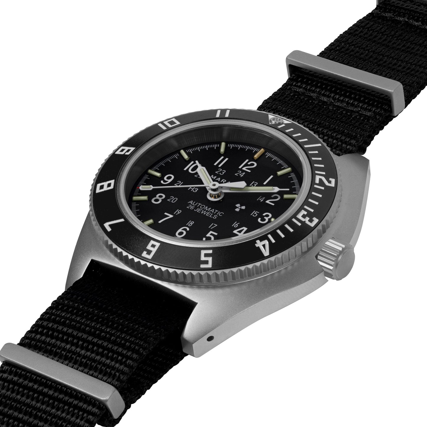 41MM STEEL NAVIGATOR W/ DATE AUTOMATIC (SSNAV-D AUTO) ON NYLON DEFSTAN