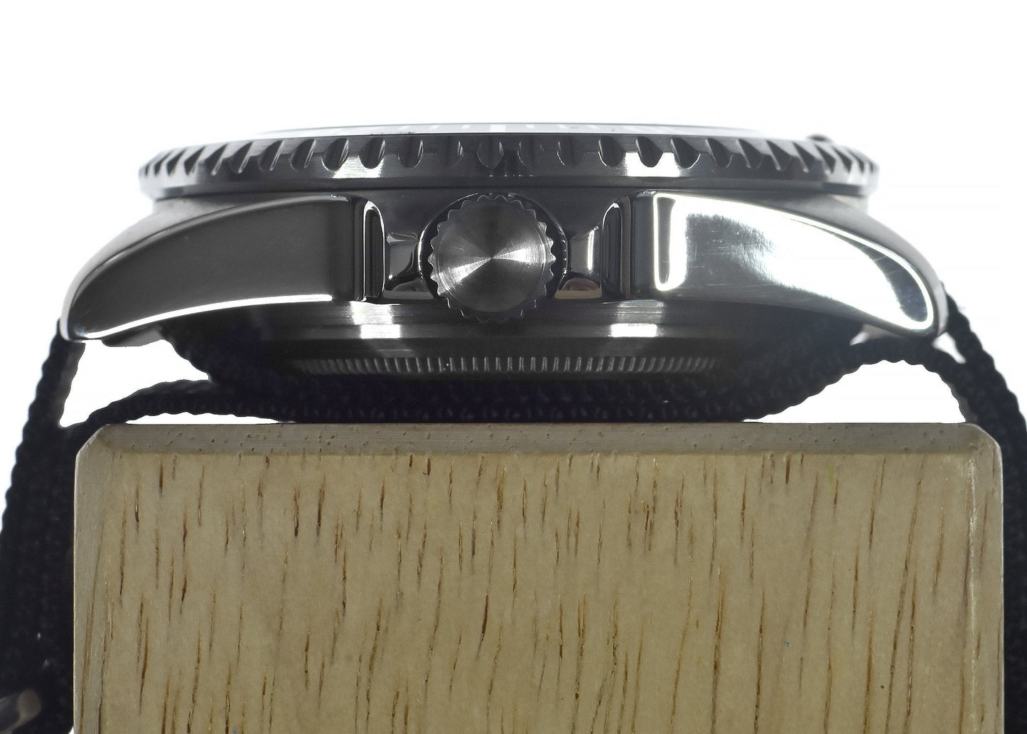 MWC 21 Jewel 1980s Pattern 300m Automatic Military Divers Watch with Sapphire Crystal and a Black and a Grey NATO Strap