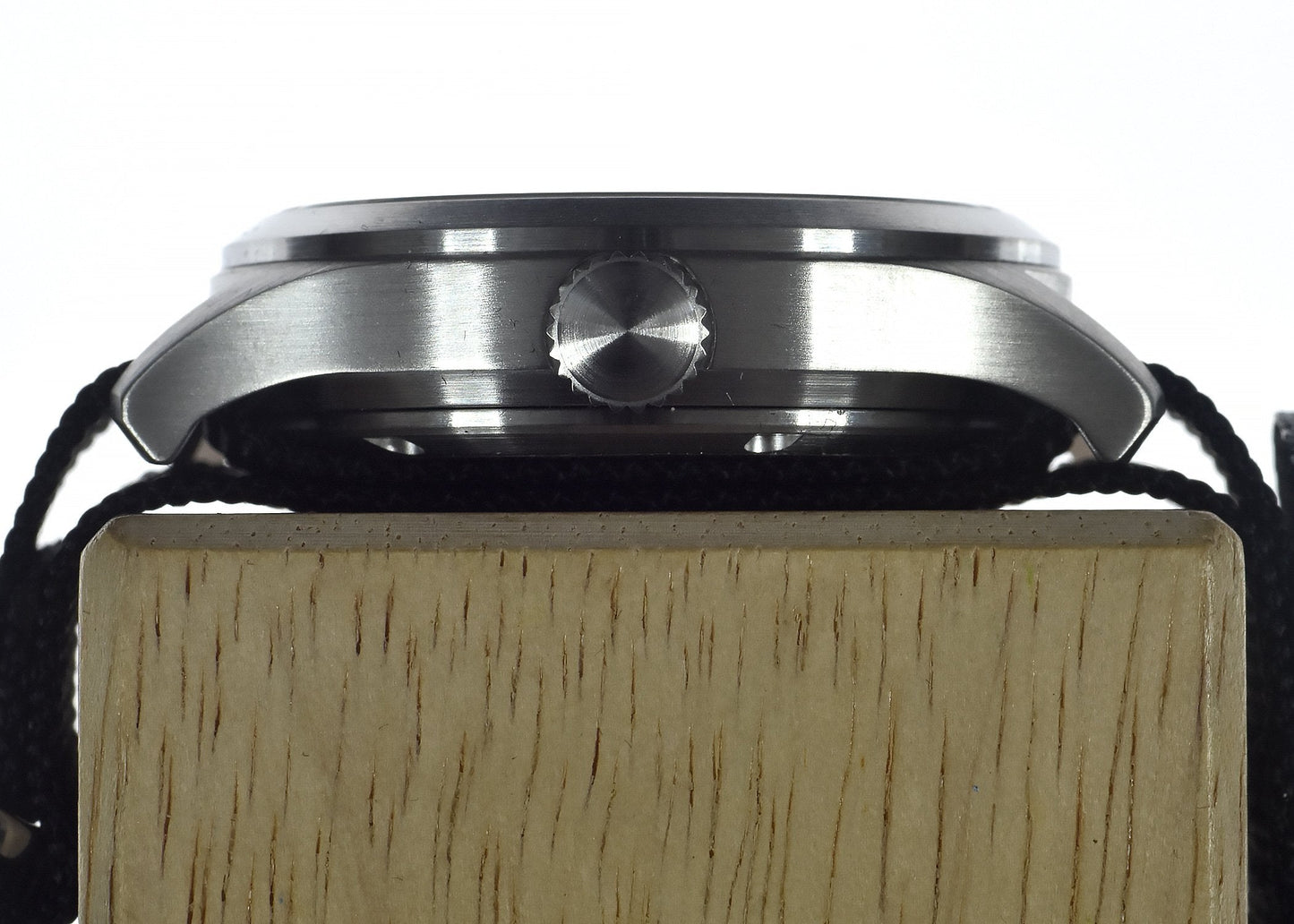 MWC Mk III Stainless Steel 1950's Pattern 100m Water Resistant Automatic Military Watch with Sapphire Crystal (1979 Remake)