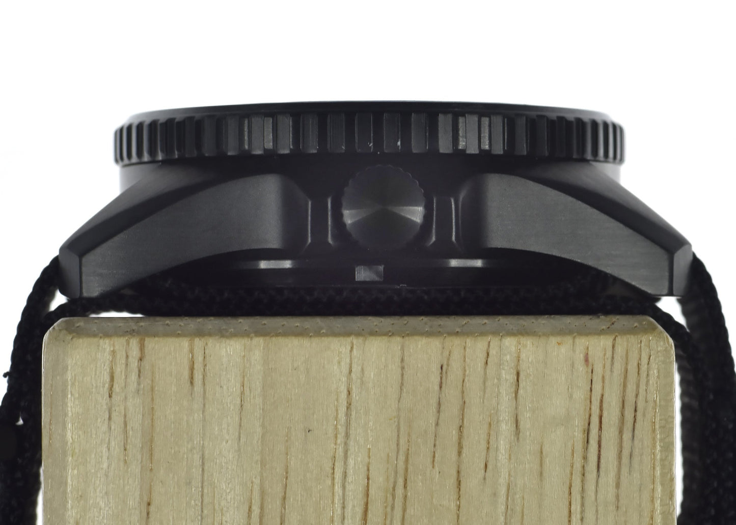 MWC Heavy Duty 300m Military Divers Watch in PVD Steel Case with Sapphire Crystal and Ceramic Bezel (Quartz)