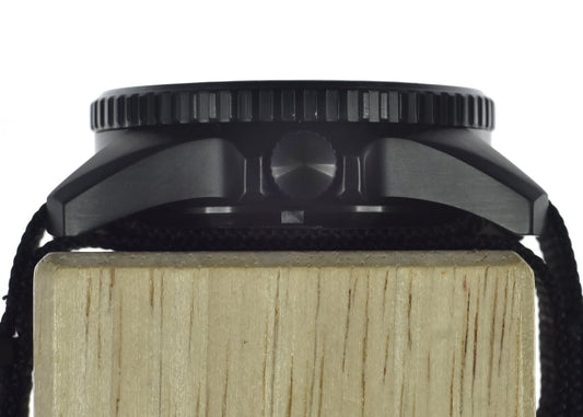 MWC Heavy Duty 300m Military Divers Watch in PVD Steel Case with Sapphire Crystal and Ceramic Bezel (Quartz)