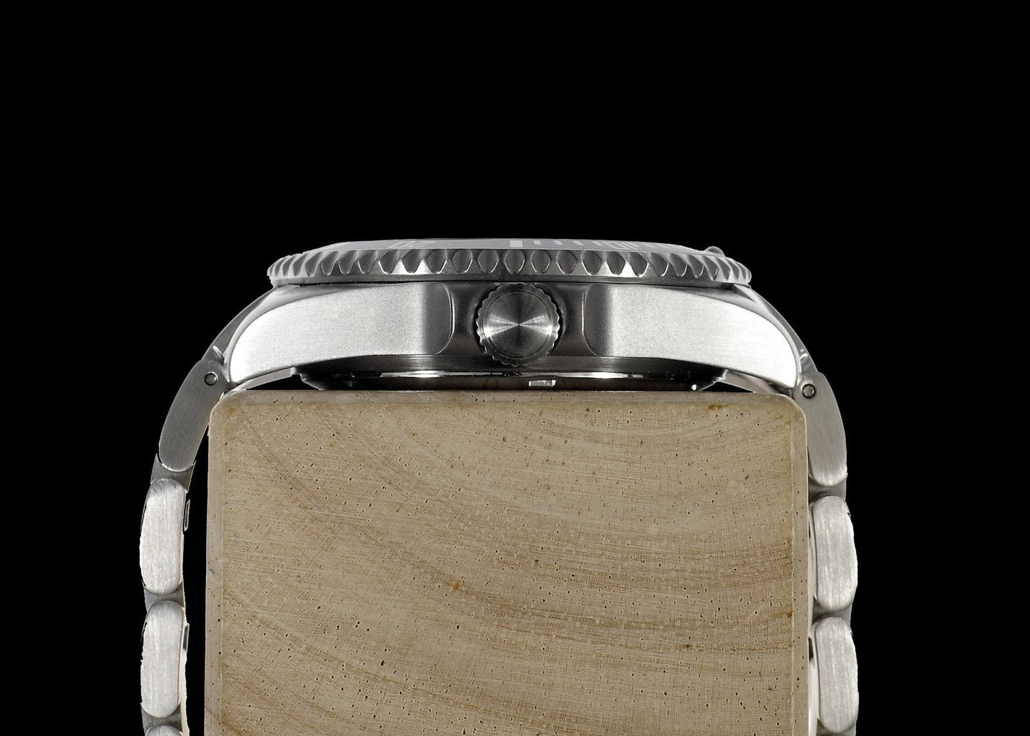 MWC 24 Jewel 300m Automatic Military Divers Watch with Sapphire Crystal and Ceramic Bezel on a Steel Bracelet