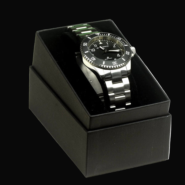MWC 24 Jewel 1980 Pattern 300m Automatic Military Divers Watch with Sapphire Crystal and Ceramic Bezel on a Matching Stainless Steel Bracelet (With Date)