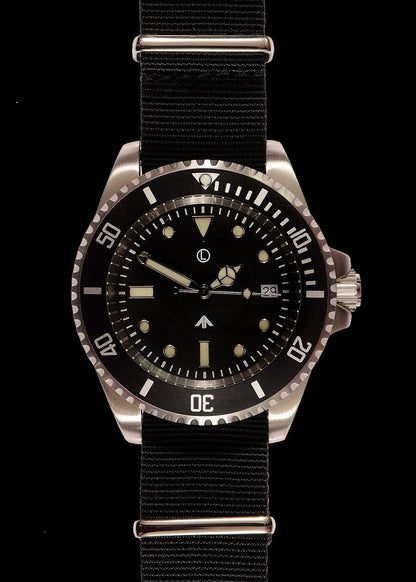 MWC 300m / 1000ft Stainless Steel Quartz Military Divers Watch with 10 Year Battery Life