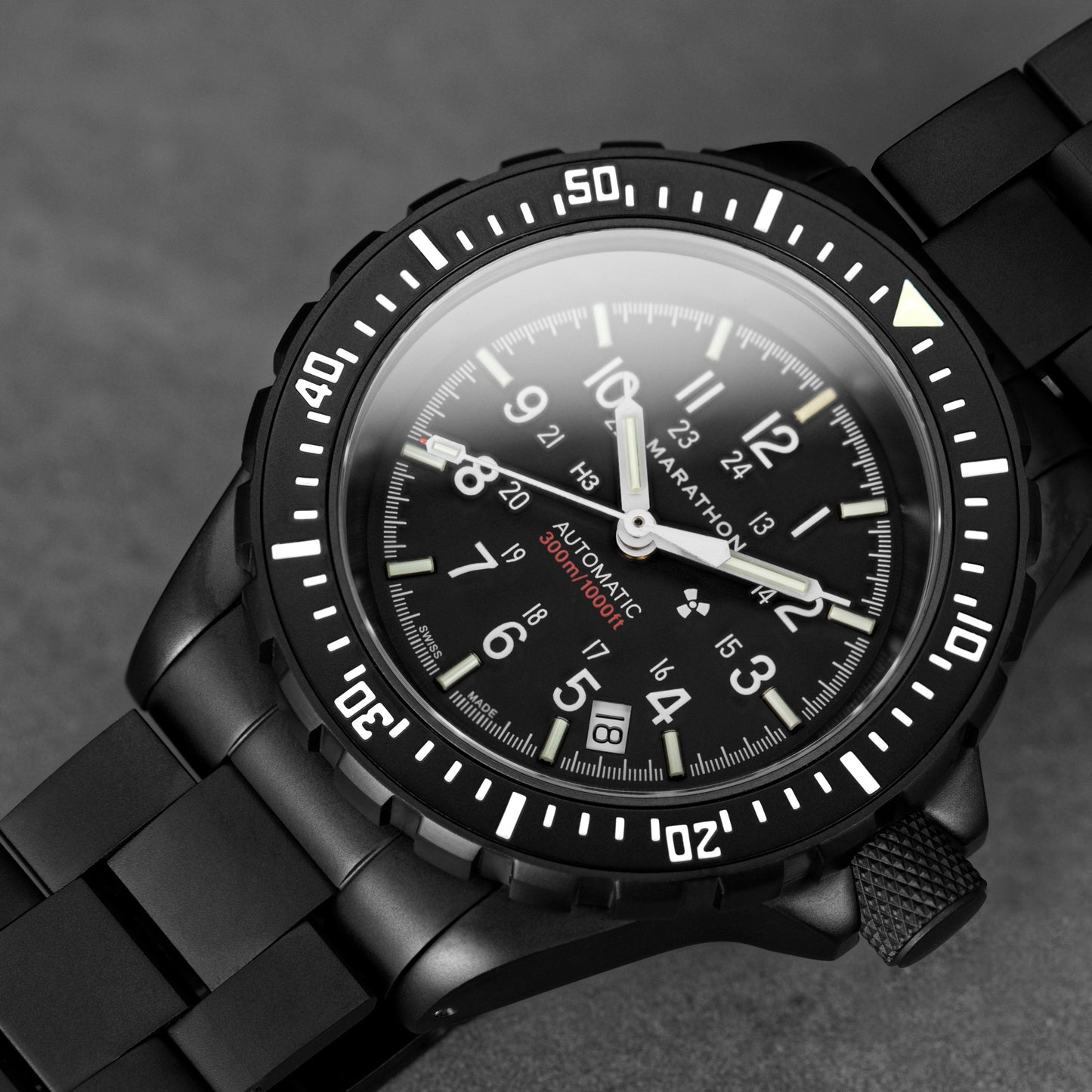 ANTHRACITE LARGE DIVER'S AUTOMATIC (GSAR) WITH STAINLESS STEEL BRACELET - 41MM