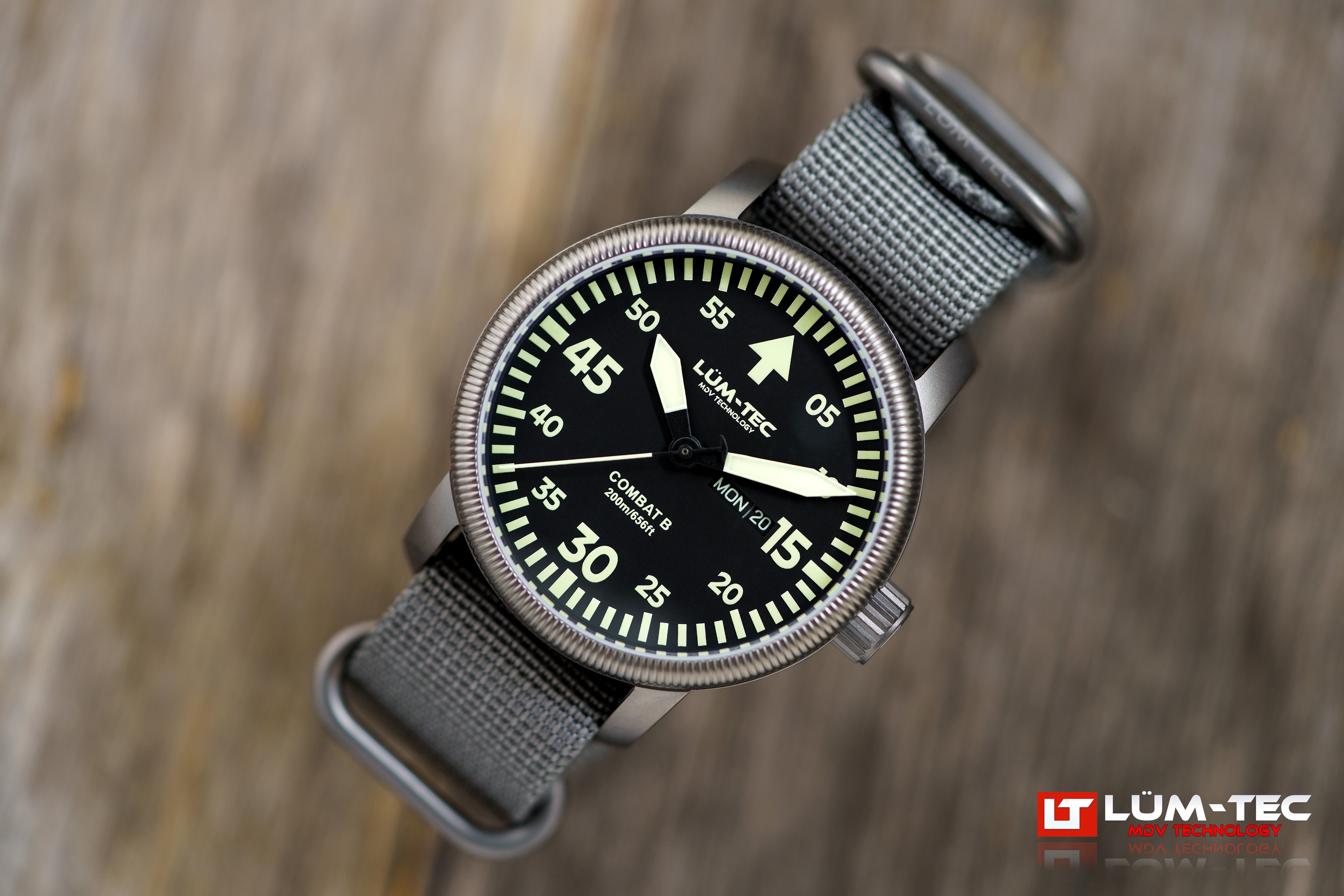 Combat B68 Day Date – MILSPEC WATCH GROUP