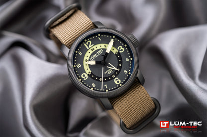 39mm Combat B74 GMT