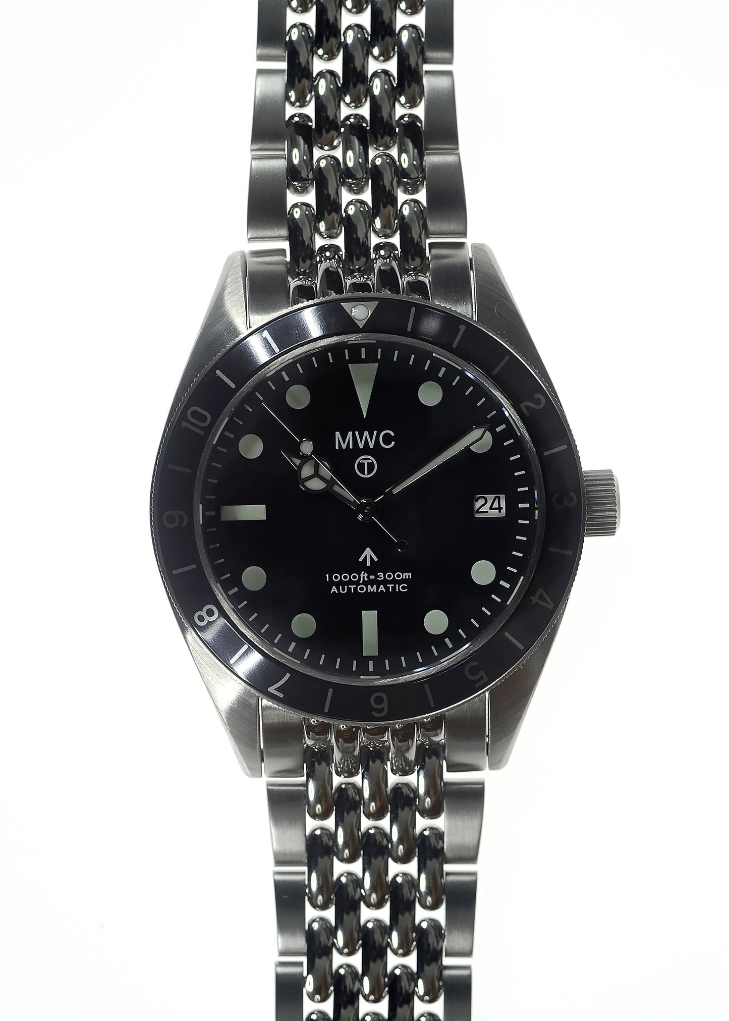 MWC Classic 1960s Pattern Automatic Dual Time Zone Divers Pattern Watch with Sapphire Crystal on a Matching Steel Bracelet