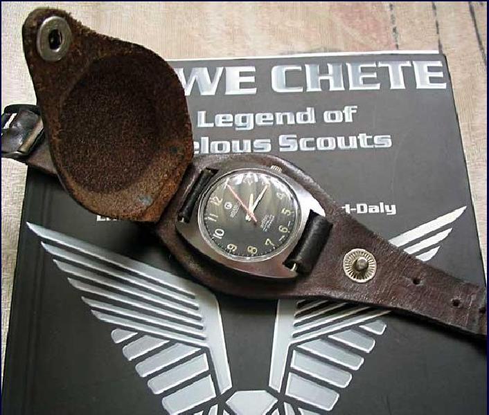18mm Black 1950s Pattern Leather Military Watch Strap with Protective Face Cover